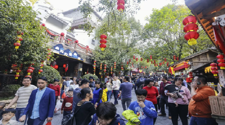 文旅地產行業的三個發展階段